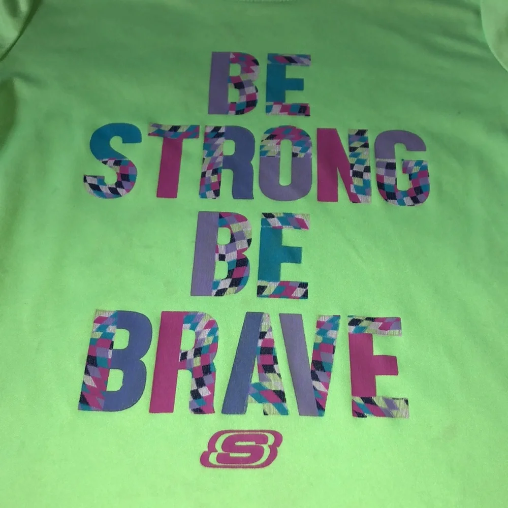 🧜🏼‍♀️3 for $15 item!🧜🏼‍♀️ skechers tee - Picture 2 of 4